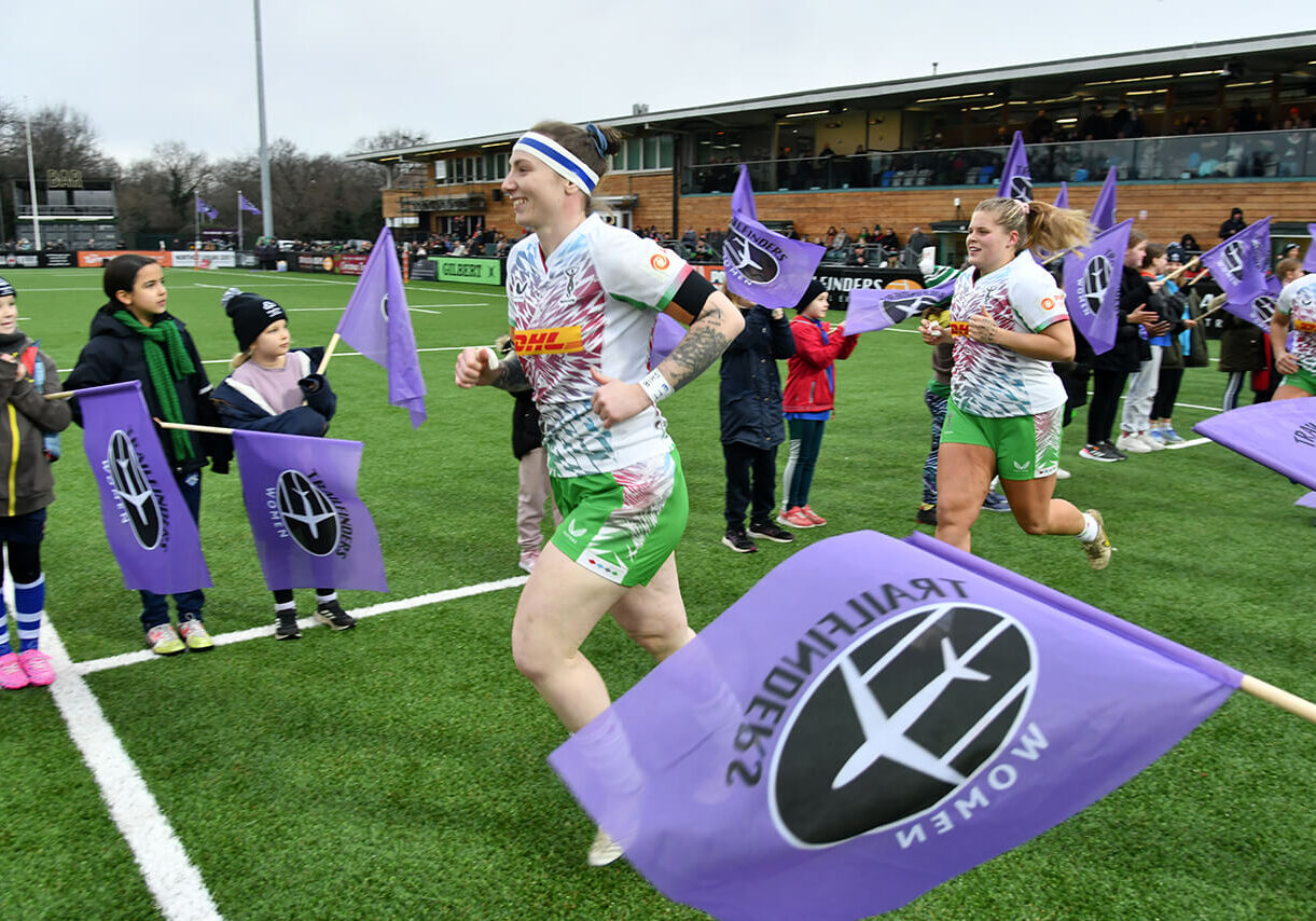 girlguiding-midlands-England-rugby-become-a-fan